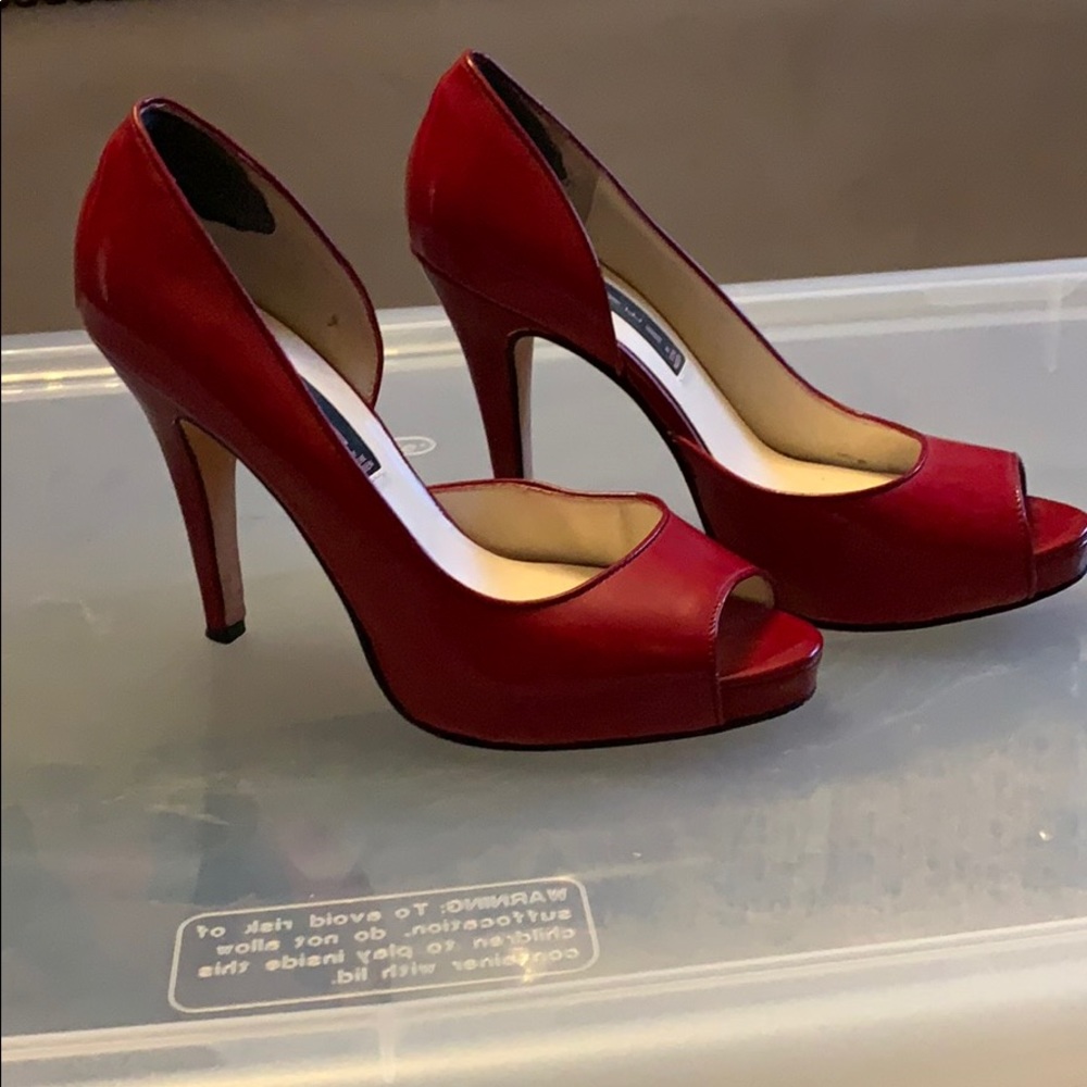 Red patent leather Steve Madden platform shoes